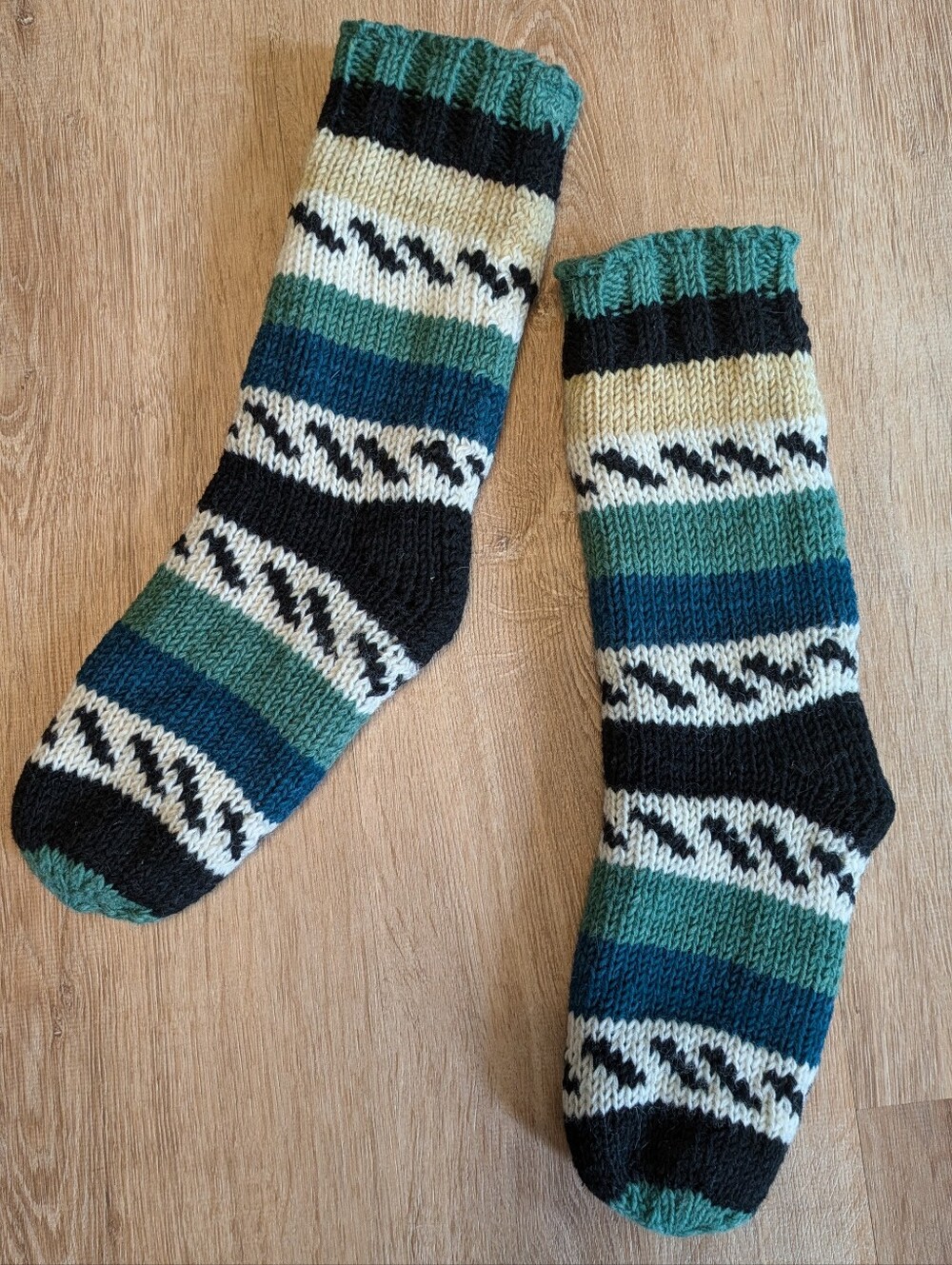 Darn Good Yarn Handmade, Striped Wool Knit Fleece Lined Reading Socks